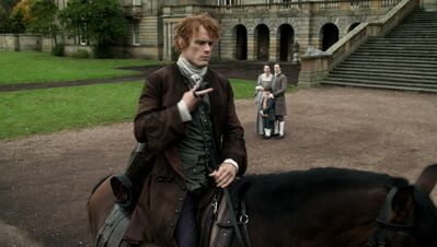 OUTLANDER_-_E3X04_OF_LOST_THINGS_859.jpg
