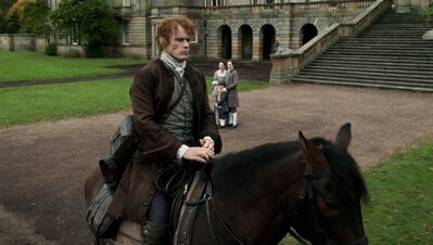 OUTLANDER_-_E3X04_OF_LOST_THINGS_862.jpg