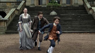 OUTLANDER_-_E3X04_OF_LOST_THINGS_868.jpg