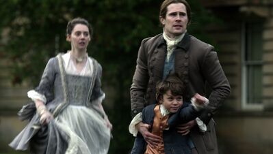 OUTLANDER_-_E3X04_OF_LOST_THINGS_881.jpg