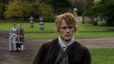 OUTLANDER_-_E3X04_OF_LOST_THINGS_891.jpg