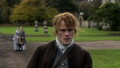 OUTLANDER_-_E3X04_OF_LOST_THINGS_902.jpg