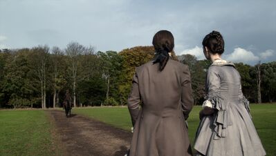 OUTLANDER_-_E3X04_OF_LOST_THINGS_913.jpg
