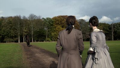 OUTLANDER_-_E3X04_OF_LOST_THINGS_916.jpg
