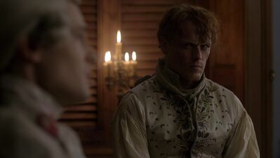 OUTLANDER_-_E3X13_EYE_OF_THE_STORM_068.jpg