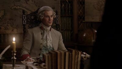 OUTLANDER_-_E3X13_EYE_OF_THE_STORM_095.jpg