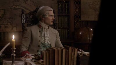 OUTLANDER_-_E3X13_EYE_OF_THE_STORM_215.jpg