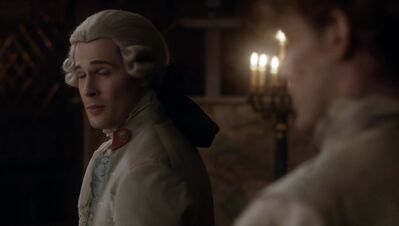 OUTLANDER_-_E3X13_EYE_OF_THE_STORM_439.jpg