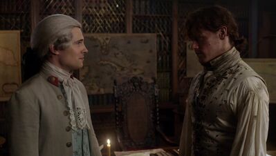 OUTLANDER_-_E3X13_EYE_OF_THE_STORM_480.jpg