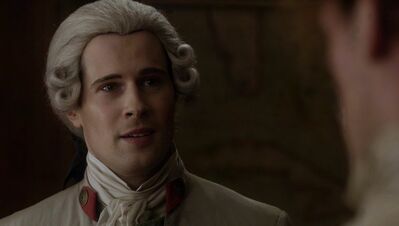 OUTLANDER_-_E3X13_EYE_OF_THE_STORM_495.jpg