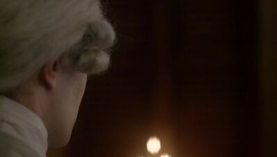 OUTLANDER_-_E3X13_EYE_OF_THE_STORM_505.jpg