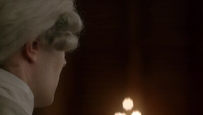 OUTLANDER_-_E3X13_EYE_OF_THE_STORM_511.jpg