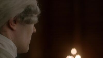 OUTLANDER_-_E3X13_EYE_OF_THE_STORM_517.jpg