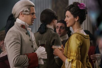 OUTLANDER_-_E3X12_EYE_OF_THE_STORM_STILLS_0004.jpg