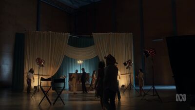 BARONS_-_E1X05_SWELL_INCREASING_CONDITIIONS_FINE_776.jpg
