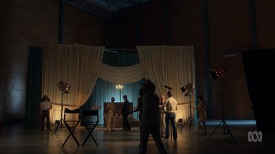 BARONS_-_E1X05_SWELL_INCREASING_CONDITIIONS_FINE_779.jpg